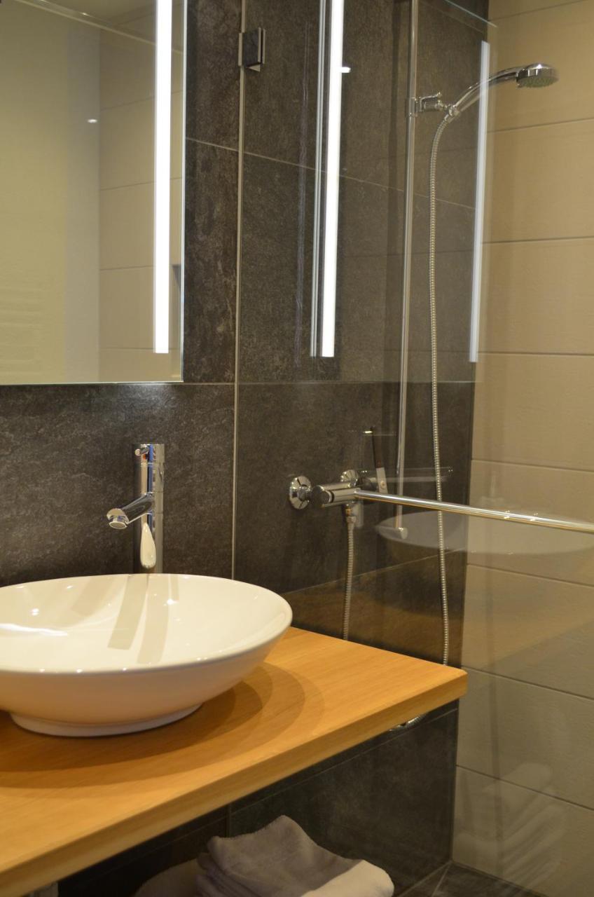 Chasa Ravaischa Apartment ซัมเนาน์ ภายนอก รูปภาพ